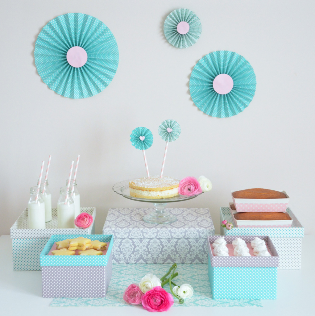 Sweet Table con scatole decorate
